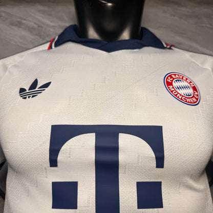 Bayern Múnich 26/27 Visita Vers. Jugador