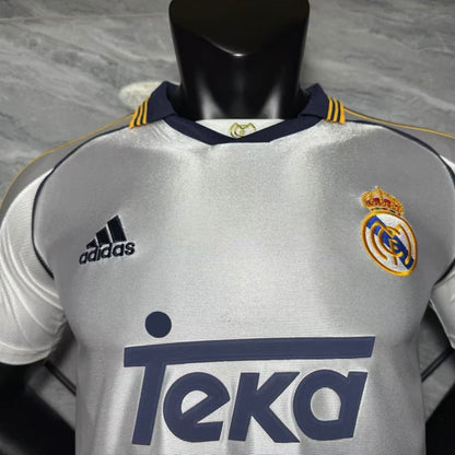 Real Madrid 99/01 Local Vers. Retro