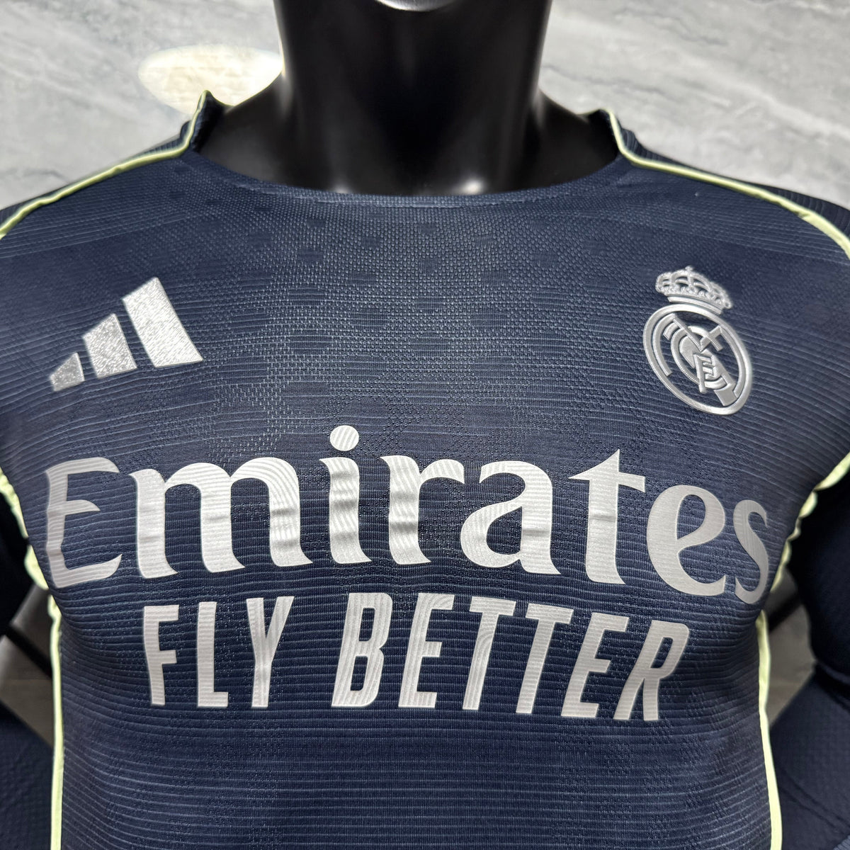 Real Madrid 25/26 Visita Vers. Jugador
