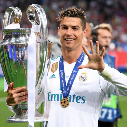 Real Madrid 17/18 Local Vers. Jugador